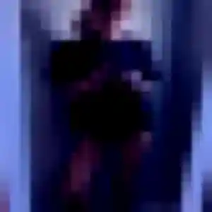Photo privée de Perpétue, 32 ans à Laives - rencontre sans lendemain
