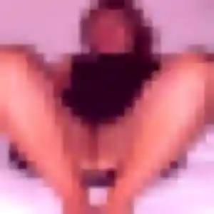 Mame, 33 ans, cherche un plan cul à Langon