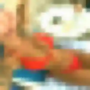 Laura, femme de 22 ans propose plan cul à Le Bardon
