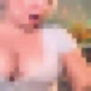 Rejoins Evelyne, 34 ans à Le Gâvre en privé
