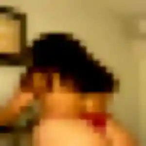 Photo de Georgette à Le Pertre (26 ans) - plan cul discret