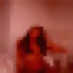 Ama, 25 ans, connectée à Le Touquet-Paris-Plage pour un plan cul