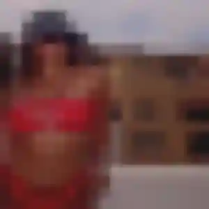 Bola, 23 ans, cherche un plan cul à Les Essarts-le-Roi