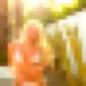 Oumy, femme de 43 ans propose plan cul à Lessy