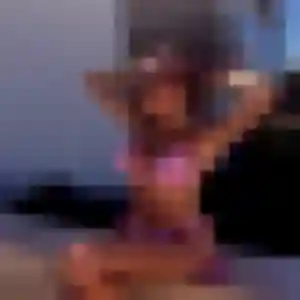 Ornella, 33 ans, connectée à Leuc pour une rencontre coquine
