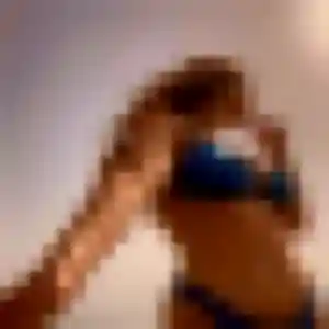 Photo de Monique à Leutenheim (24 ans) - plan cul sans inscription