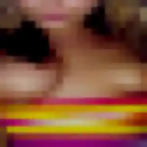 Farida, 38 ans, en ligne à Leymen pour une rencontre coquine