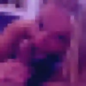 Pascaline, 43 ans, connectée à Lézinnes pour un plan cul