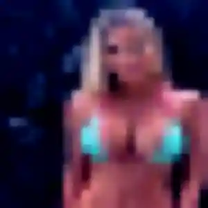 Laetitia, fille de 22 ans veut plan cul à Linas