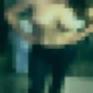 Mbène, 23 ans, en ligne à Loyat pour une rencontre coquine