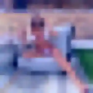 Rejoins Léonie, 34 ans à Luze en privé
