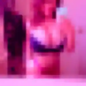 Malika, 38 ans, en ligne à Maillé pour une rencontre coquine