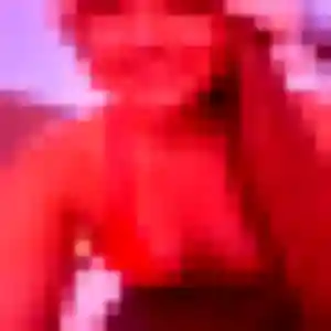 Éva, 42 ans, en ligne à Marcey-les-Grèves pour une rencontre coquine