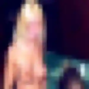 Photo de Christelle à Mareil-Marly (27 ans) - plan cul discret