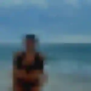 Rejoins Constance, 31 ans à Marigny-Le-Lozon en privé