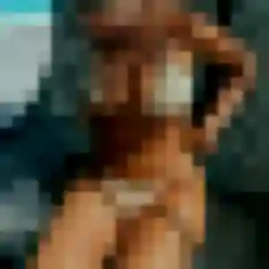 Georgette, femme de 23 ans cherche plan cul à Mesvres