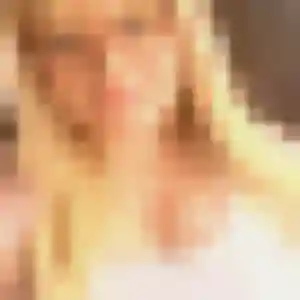 Oumy, fille de 24 ans cherche plan cul à Meucon