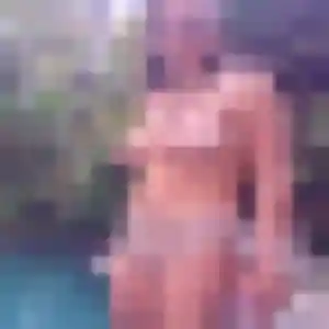 Mélissa, 25 ans, connectée à Michery pour un plan cul