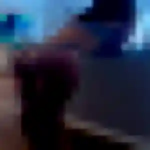 Charmante Deborah, 27 ans à Mussig - la contacter