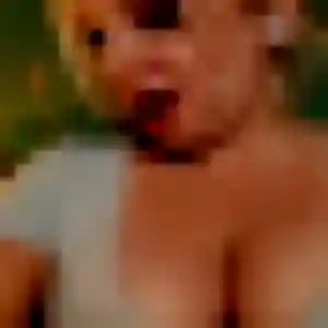 Djeneba, fille de 26 ans propose plan cul à Ohnenheim