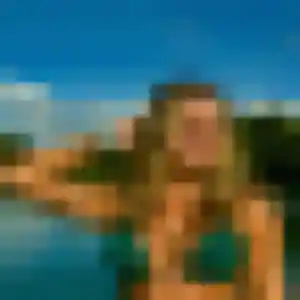 Sexy Salma, 22 ans à Oulins - découvrir son profil