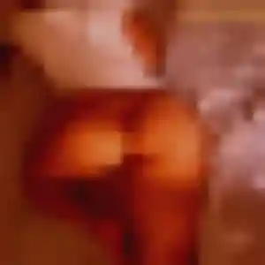 Wilda, 22 ans, en ligne à Paimpol pour une rencontre coquine