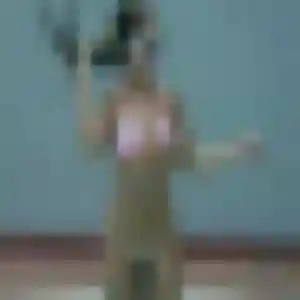 Eugénie, 24 ans, en ligne à Plélauff pour une rencontre coquine
