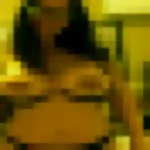 Ursule, femme de 30 ans cherche plan cul à Pleucadeuc