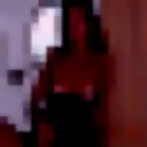 Ayélé, 39 ans, connectée à Pralognan-la-Vanoise pour une rencontre coquine