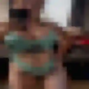 Noëlla, femme de 31 ans cherche plan cul à Préaux