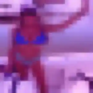 Gnima, 24 ans, en ligne à Riedseltz pour une rencontre coquine