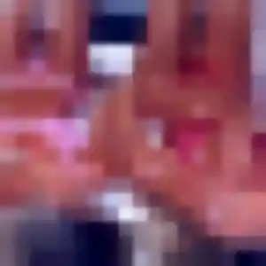 Photo de Adélaïde à Roulans (26 ans) - plan cul discret