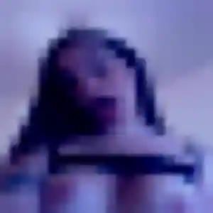 Naïma, 22 ans, dispo pour plan cul à Roullet-Saint-Estèphe