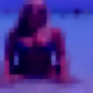 plan cul à Ruelisheim : photo de Louisette, 22 ans - accès libre