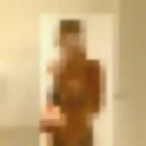 Photo de Aida à Ruffieux (23 ans) - plan cul discret