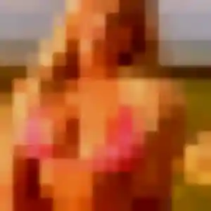 Rejoins Josiane, 30 ans à Rustroff en privé