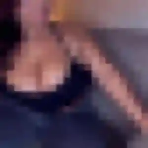 Adaeze, 30 ans, en ligne à Saffré pour une rencontre coquine