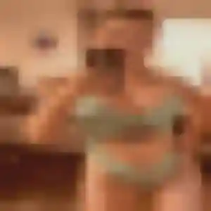 Charmante Mabinty, 27 ans à Saint-Amarin - voir sa photo
