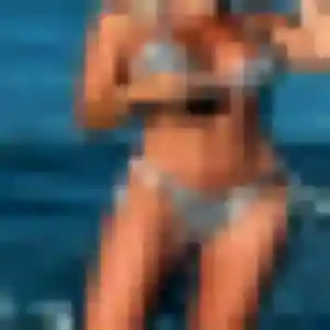Victoire, 32 ans, disponible à Saint-Aubin-Routot pour une rencontre coquine