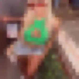 Tatu de Saint-Béron, 23 ans - plan cul discret
