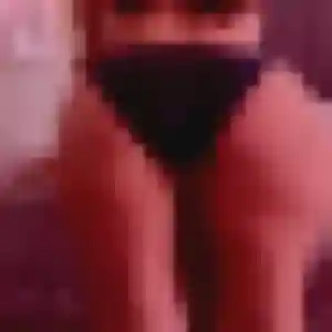 Faustine, 25 ans, dispo pour plan cul à Saint-Cyr-l'École