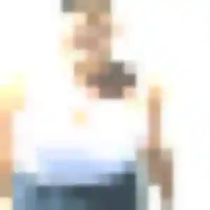 Esther, 24 ans, disponible à Saint-Erblon pour une rencontre coquine