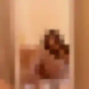 Sexy Binta, 24 ans à Saint-Ferréol - voir sa photo