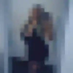 Célestine, 34 ans, disponible à Saint-Florent-sur-Cher pour un plan cul