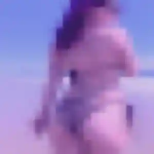 Josiane, femme de 32 ans cherche plan cul à Saint-Georges-Buttavent