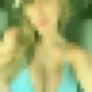 Sexy Pascaline, 27 ans à Saint-Georges-des-Coteaux - voir sa photo