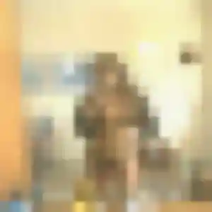Photo privée de Ebele, 38 ans à Saint-Jean-de-Cornies - rencontre sans lendemain