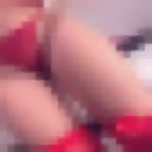 Penda, femme de 34 ans veut plan cul à Saint-Julien-de-Concelles