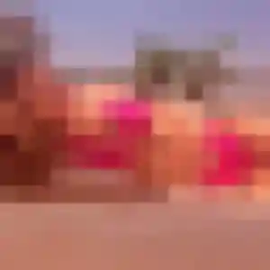 Photo privée de Deborah, 42 ans à Saint-Just-Sauvage - rencontre coquine