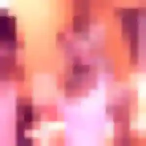 Contacte Sarah, 24 ans à Saint-Mariens en privé
